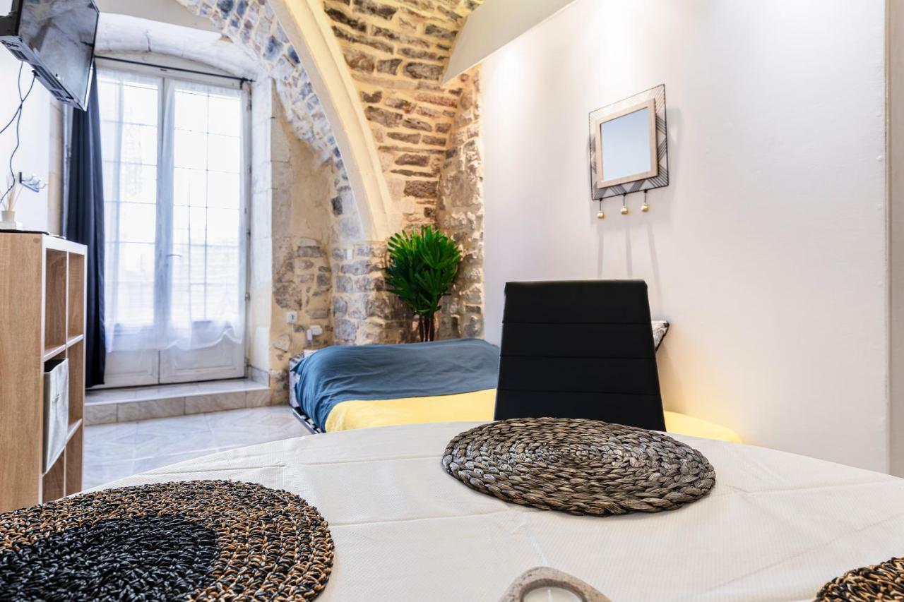 Calme Cocon Troglodyte Au Coeur De La Ville Lejlighed Nîmes Eksteriør billede